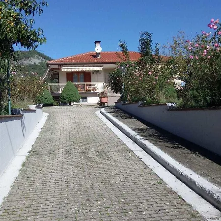 Lo Campo Bed & Breakfast Montella